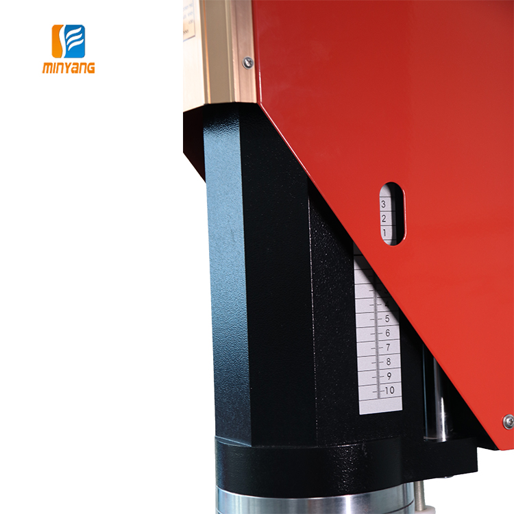 ultrasonic plastic welding equipment