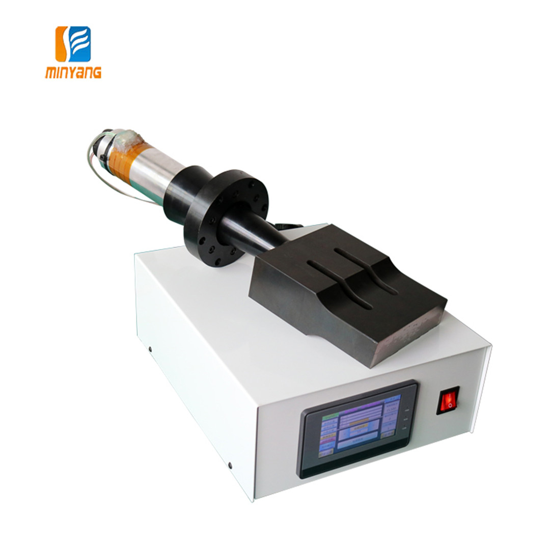 Digital Ultrasound Generator for Welding